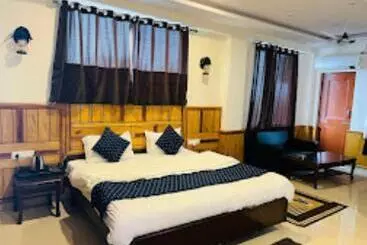 Devdar Resort  Dharamshala