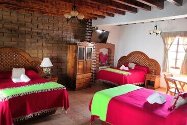 酒店 El Aguila, Villa Del Carbón