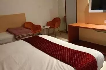 Hotel Raj Palace