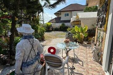 Pensão The Stone Guest House