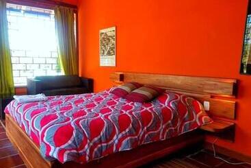 مبيت وإفطار Arie S Cabin