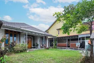 ホテル Spot On 93430 Delta Bnb Residence