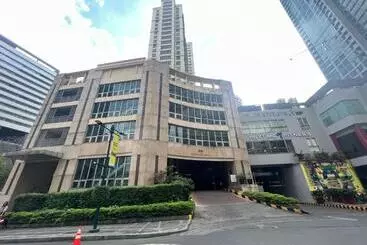 Aparthotel Fort Bonifacio Bgc Condo