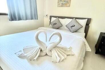 בית מלון כפרי Captain Budget Guesthouse กัปตันเกสต์เฮาส์