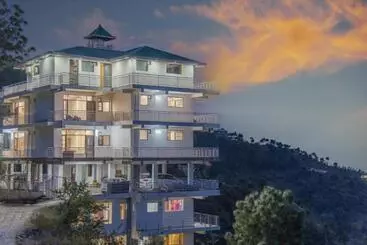 ホテル Him Hilton Luxury