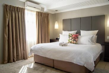 Ruslamere Hotel And Conference Centre