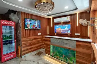Hotel Gs Amritsar 200 Mtr From Golden Temple