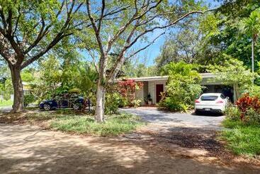 بنسيون Miami Residential