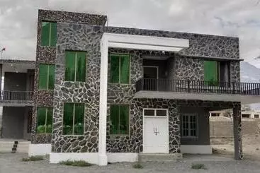 پانسیون Sarfaranga Residency