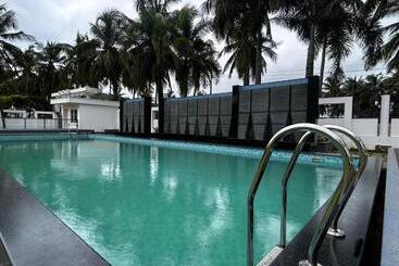 استراحتگاه Shoolin Palace