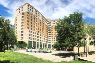 ユースホステル Toronto Metropolitan University  Pitman Hall Residence