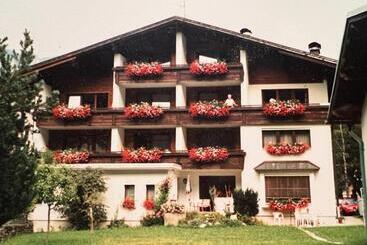 펜션 Gästehaus Tauscher Am Haldensee