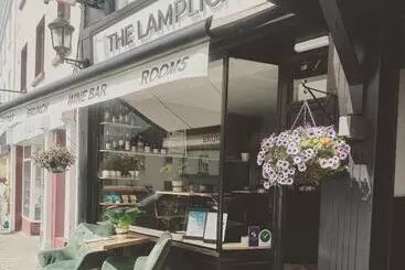 Pension Lamp Light Rooms