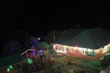 Pensão Renuka Homestay And Cafe