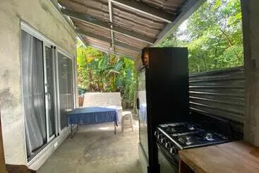 Pensione The Hide Away