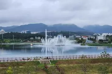 Majatalo 경산호수뷰 미드센추리&워케이션 3베드