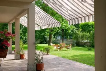 Bed and Breakfast Il Giardino Della Quercia