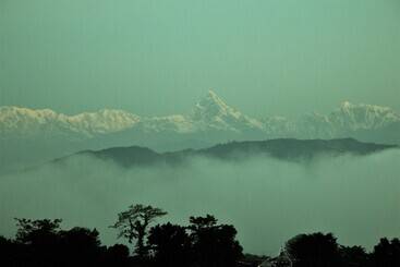فندق Indralok Villa & Restaurant Begnas Lake
