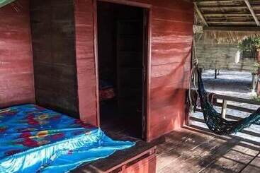 בית מלון כפרי Naks Shack