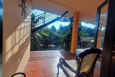 فندق Serene Inn Kandana