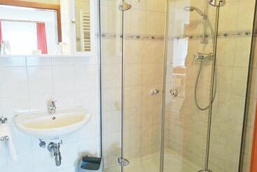 膳宿费 Gästehaus Zur Weißen Rose