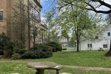 Majatalo The Dery House