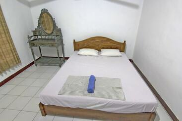 هتل Donna Homestay