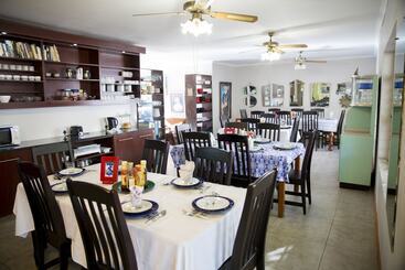 펜션 Ons Dorpshuis Guest House