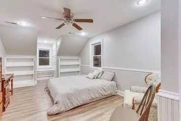 コテージ Shelbyville Home   On To The Bourbon Trail!