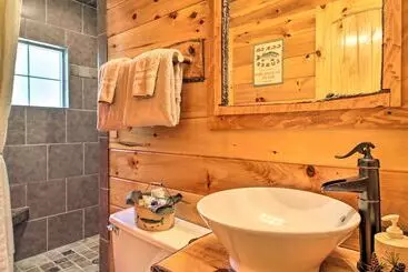 Blairsville Cottage < 1 Mi To Nottely Lake!