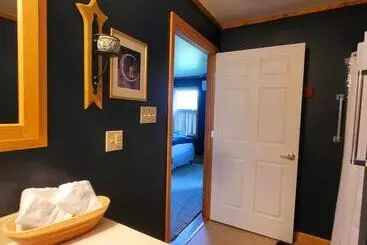 The Pause Bed & Breakfast