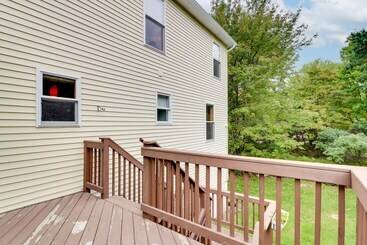 별장 Blakeslee Home W/ Game Room 5 Mi To Skiing!