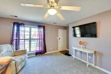 Mökkimajoitus Georgetown Home ~ 6 Mi To Kentucky Horse Park!