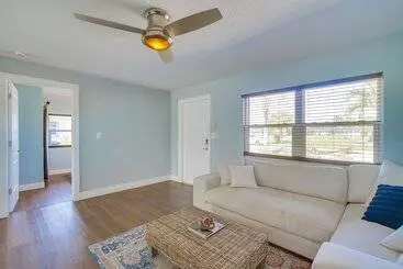 コテージ North Fort Myers Home W/ Hot Tub & Boat Dock