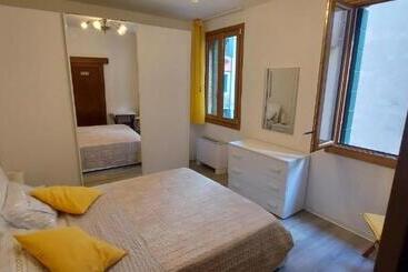 پانسیون 10 Minutes To The Train Station