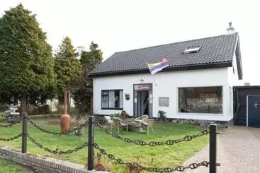 Bed and Breakfast Genieten Aan De Zeeuwse Kust