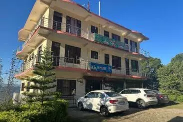 Minakshi Hotel And Restaurant