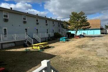 アパートホテル Flamingo Villa @ The Reef