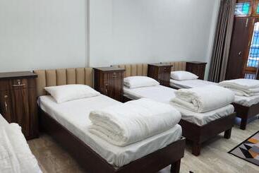 Pensionat Nandi Retreat Homestay