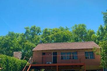 Bed and Breakfast La Casa Del árbol Chacras De Coria