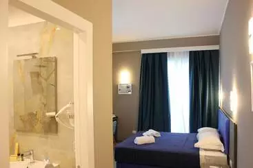 تختخواب و صبحانه Sunset Guest House