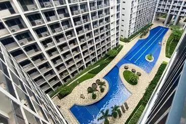 アパートホテル Homefort At S Residences