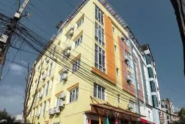 هتل Kusum Airport