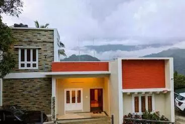 Bed and Breakfast Edens Snow Castle