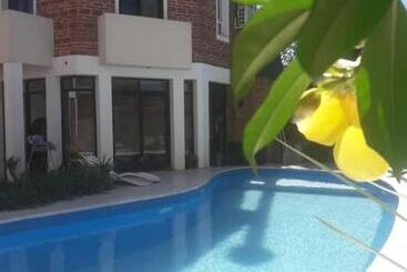 Hotel Costanera Goya Apart &