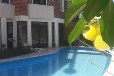 ホテル Costanera Goya Apart &