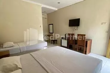 ホテル Kurnia @ Jln Pemuda Blora Redpartner