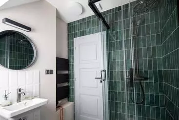 Pensione Dům U Města Milána   Sedm Dveří, Sedm Světů