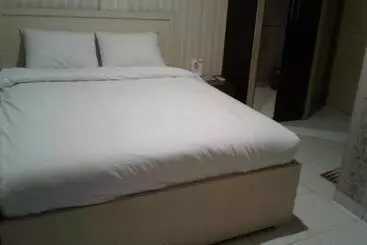 Oyo 93485 Hotel Kenzie Sentani