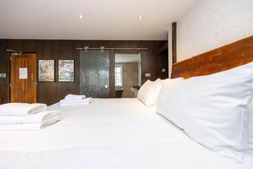 旅馆 Host & Stay   Grafton Copper